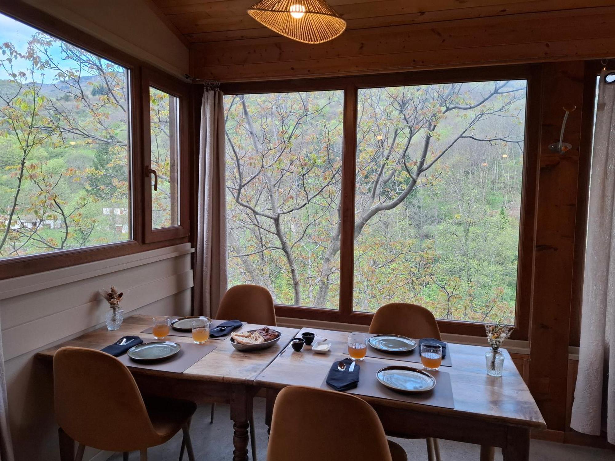 Auberge Arthea Laviolle Екстериор снимка