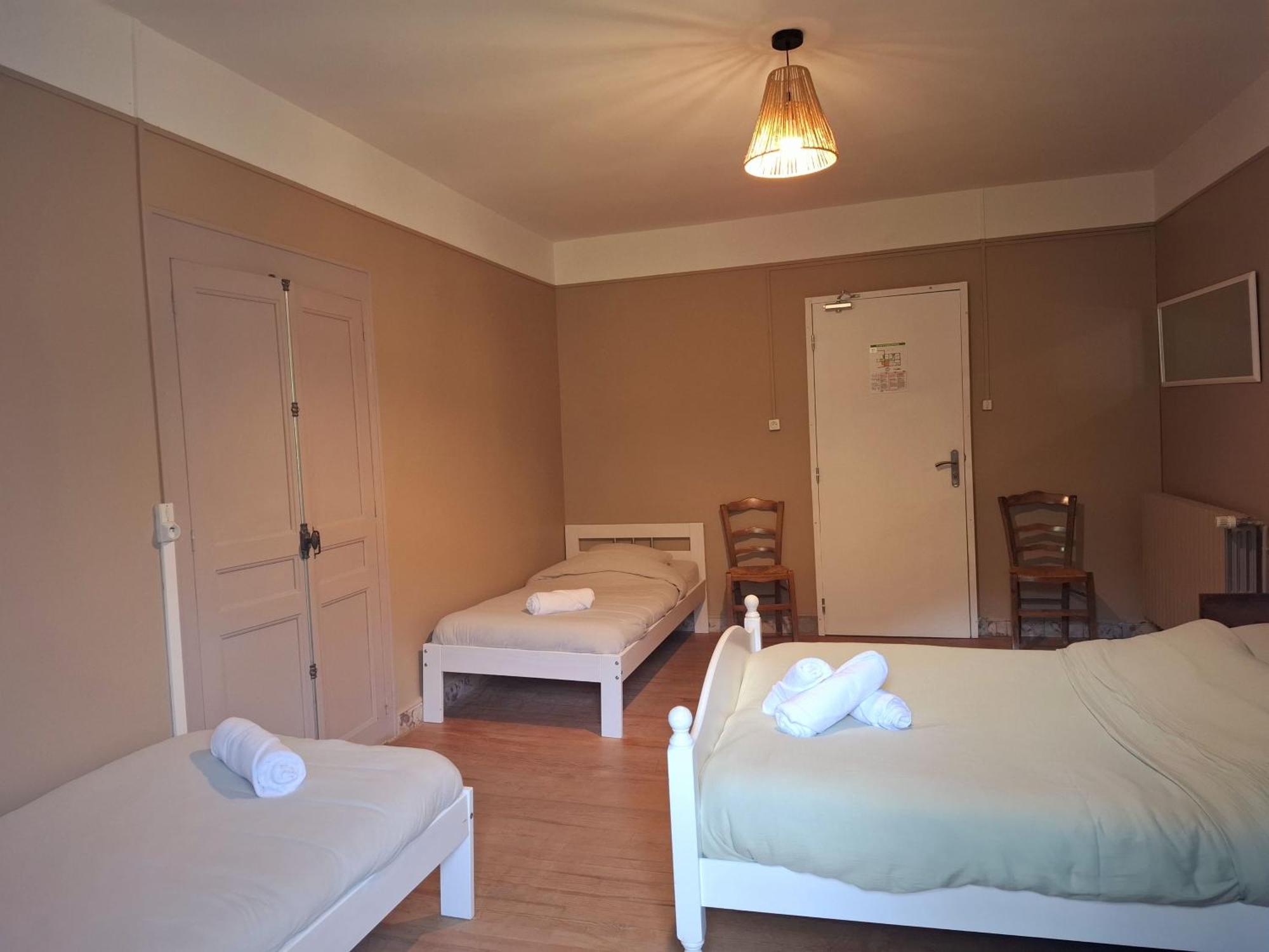 Auberge Arthea Laviolle Стая снимка